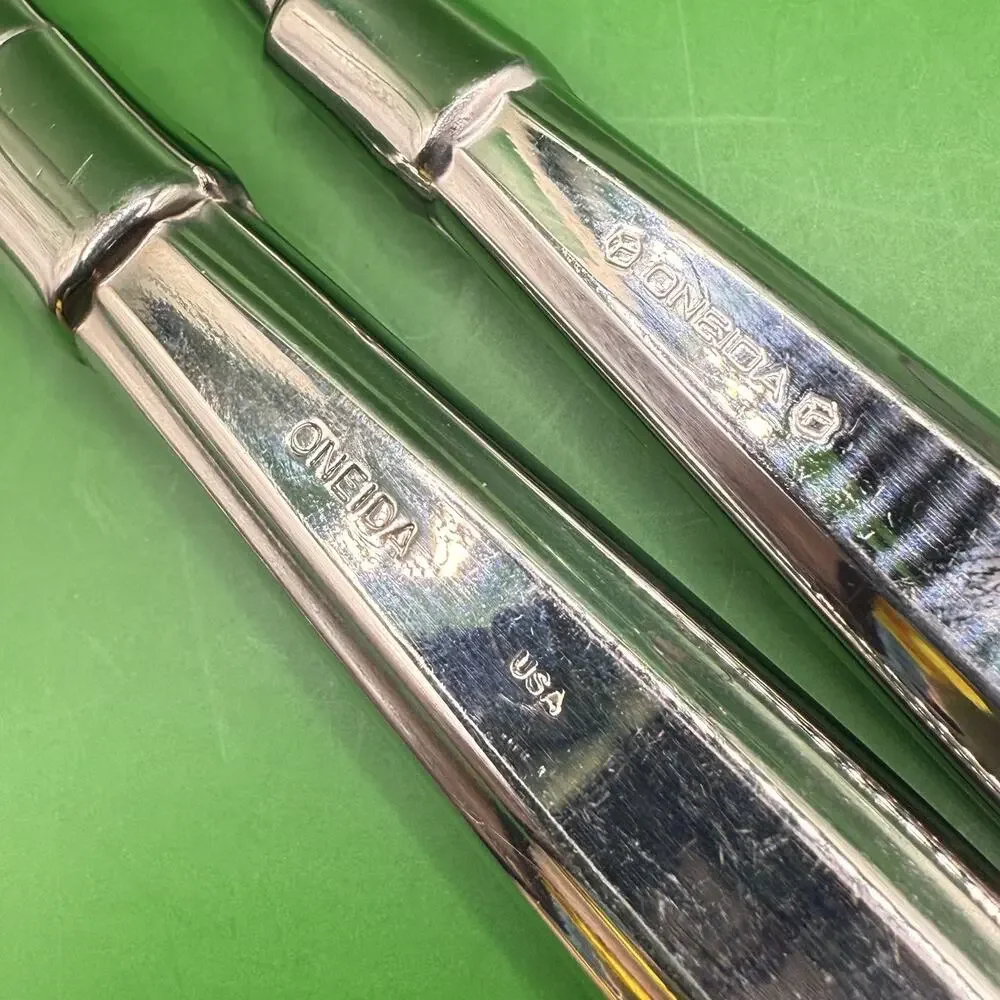 Oneida act stainless